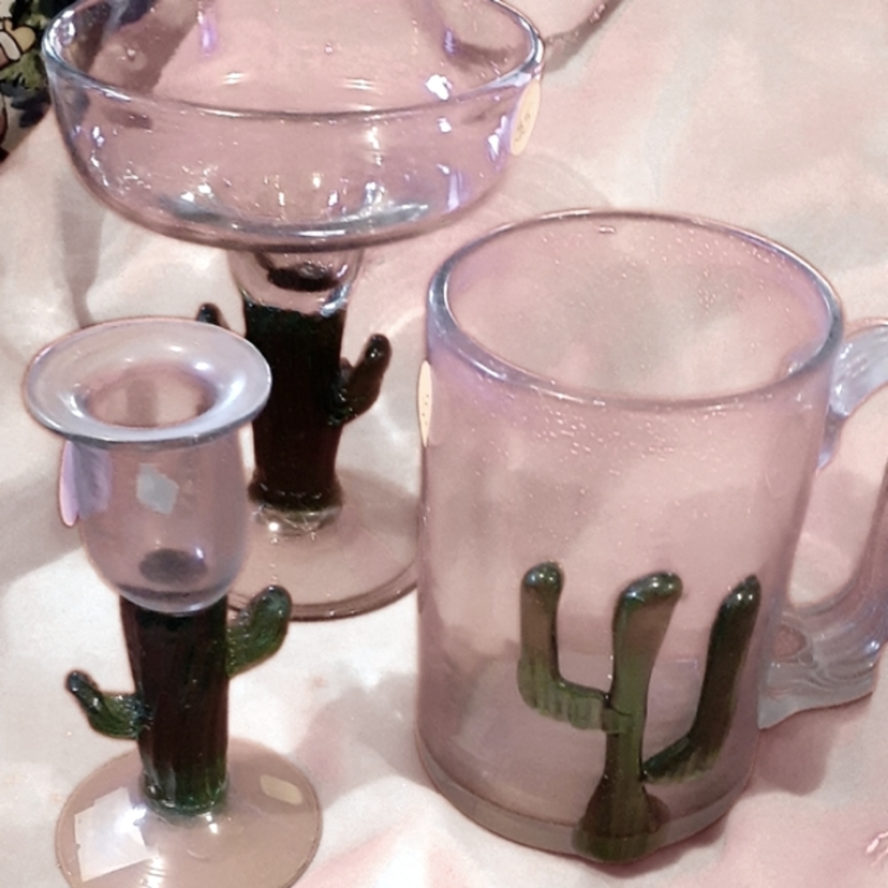 5 Hand-blown Saguaro Cactus barware, 5 pieces-1 price